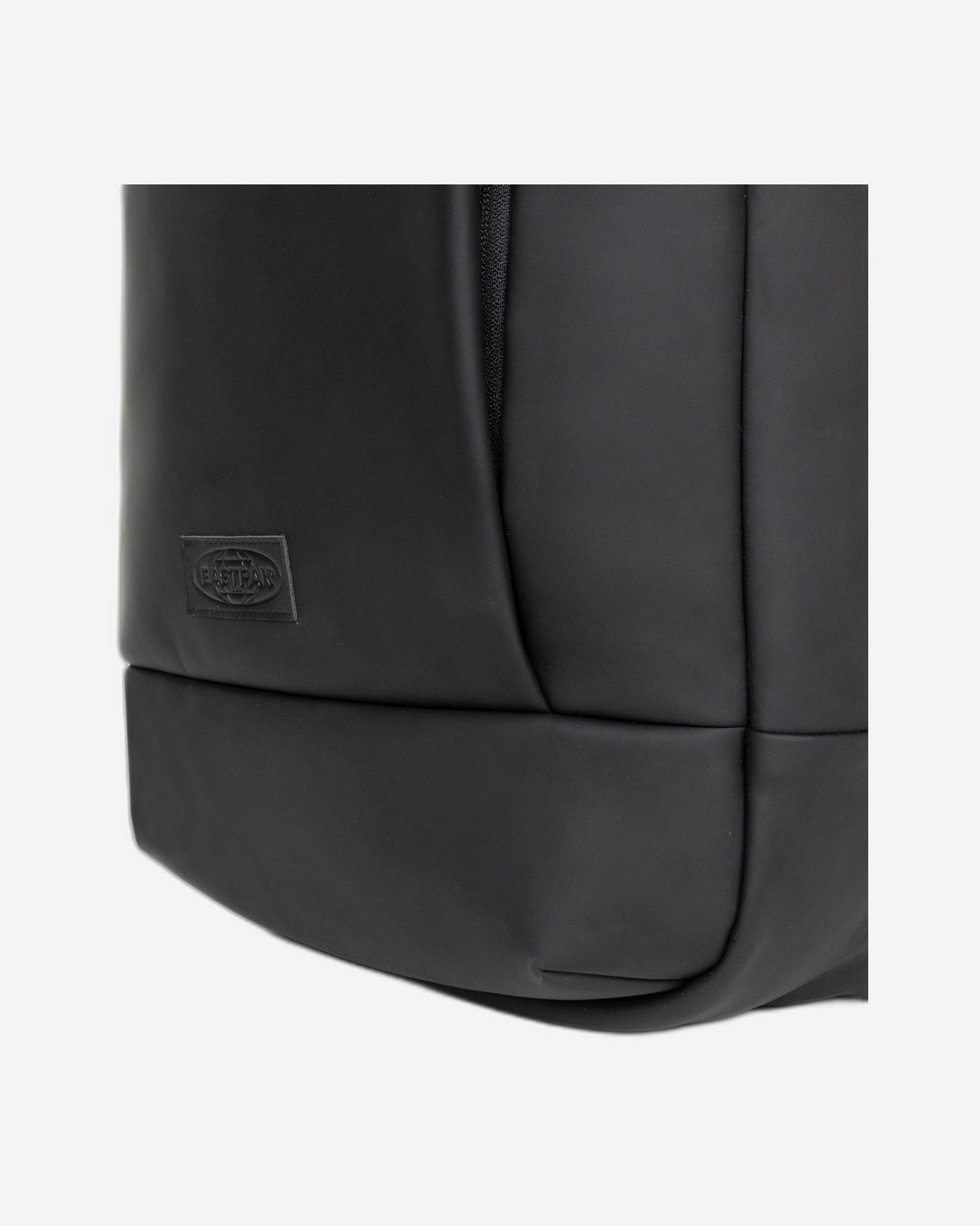 Eastpak Tecum F Cnnct F Matte Black Medium Backpack