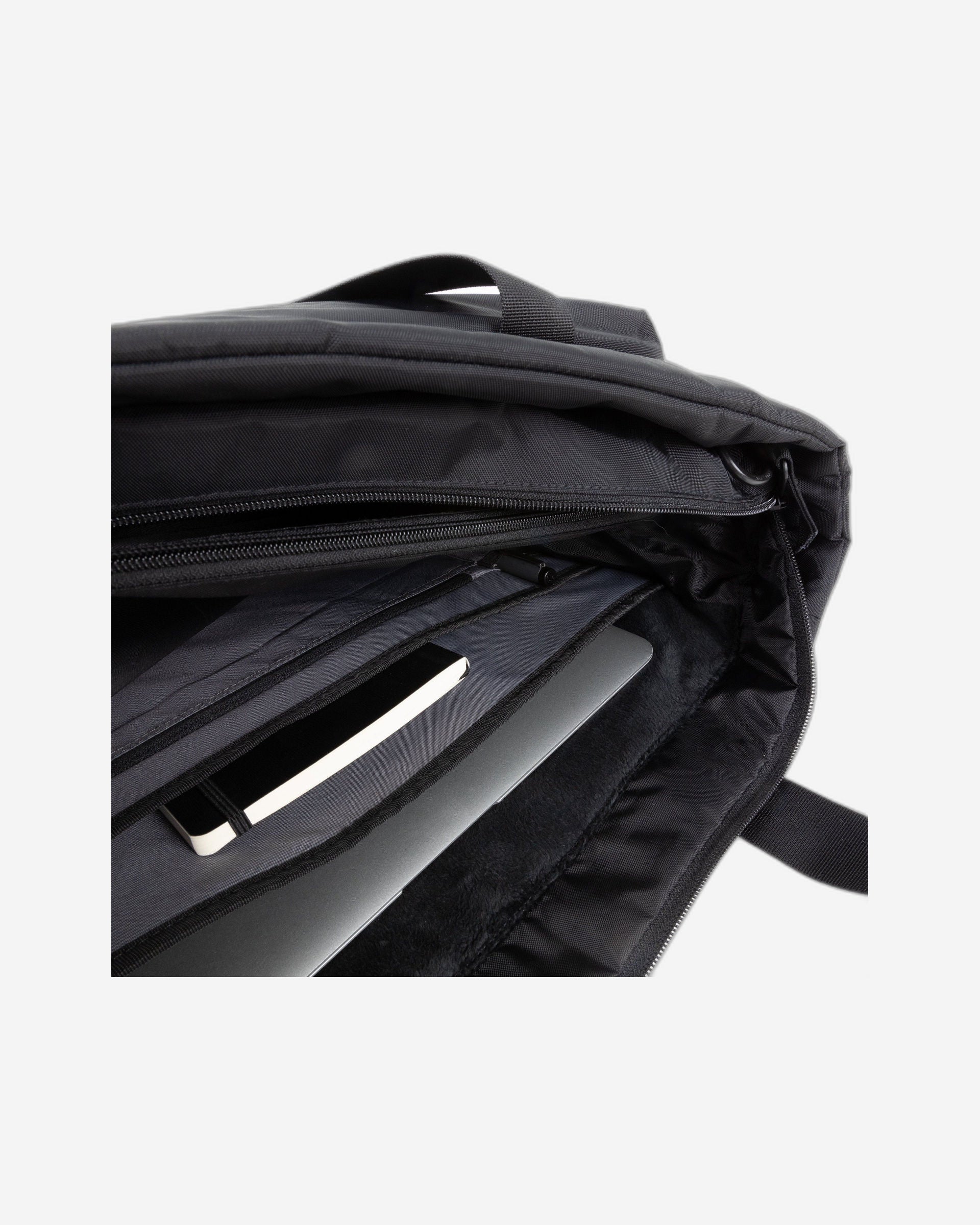 Eastpak Cnnct F Satch Cnnct F Black Large Shoulder Bag - EK0A5BEB5A2