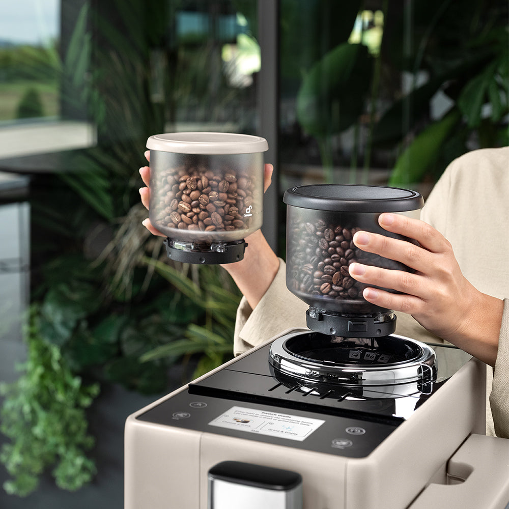 De'Longhi Rivelia EXAM.440.55.BG Fully Automatic Coffee Machine – LatteCrema Hot, Automatic Milk Frother, Bean-to-Cup, 16 Coffee Recipes, Compact Design, Full Touch Color Display –Sand Beige