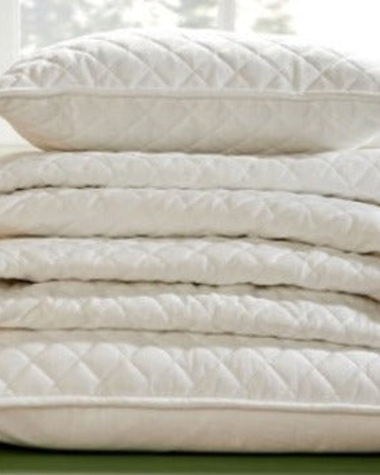 Christy Edmonton Accessories White