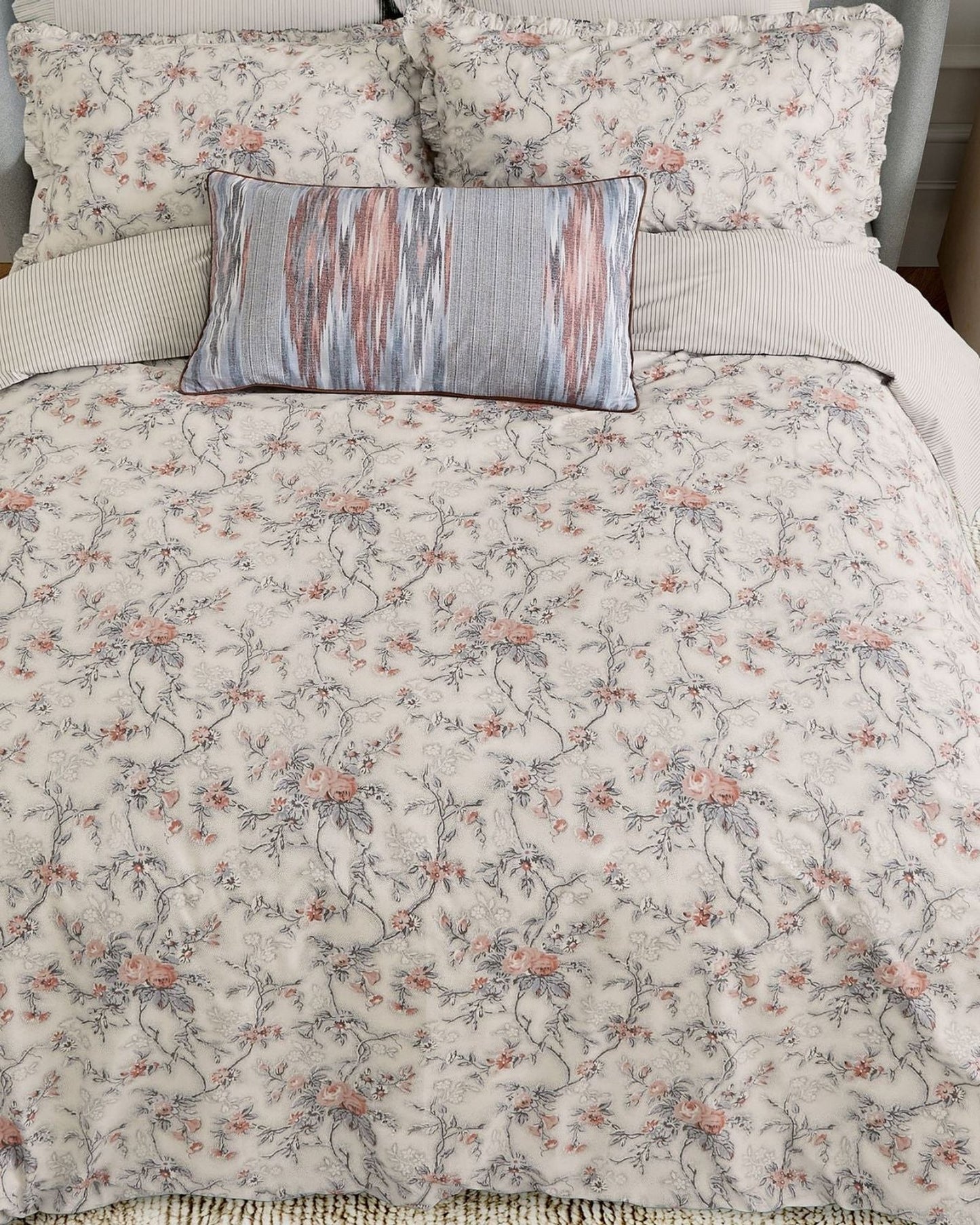 Bedeck of Belfast "Estelle" Duvet Cover and Oxford Pillowcase in Red