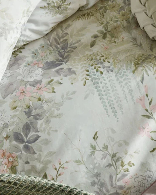 Laura Ashley "Linlithgow" Duvet Cover Set in Pale Lavender