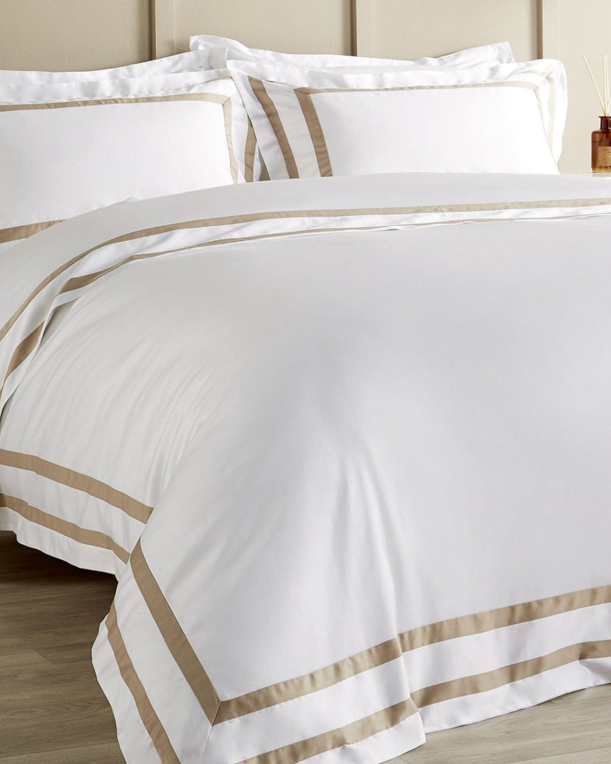Christy Maxim Duvet Cover Set Gold