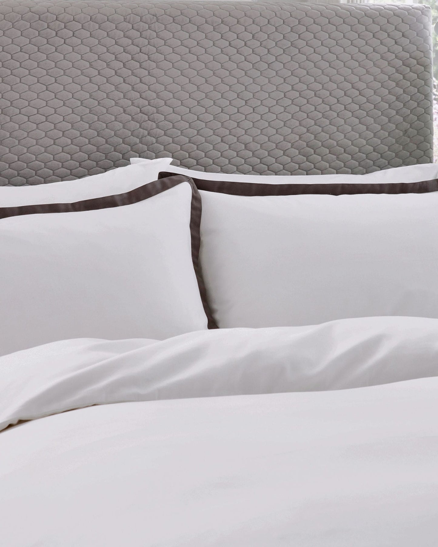 Bedeck of Belfast "Olenna" Duvet Cover Set in Charcoal/White