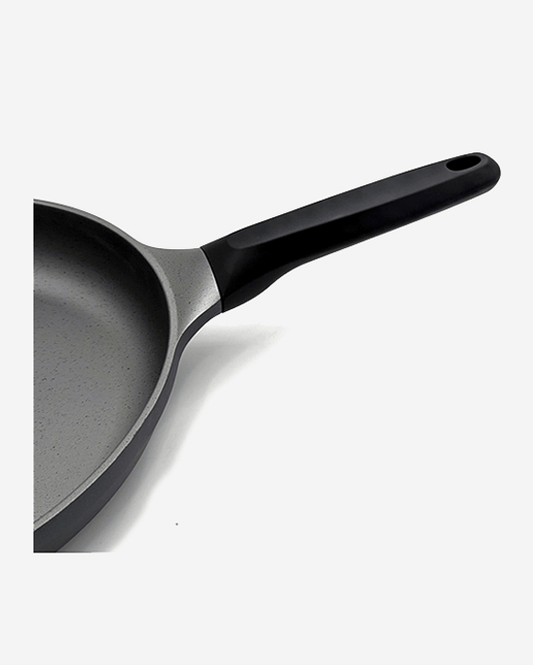 Prestige Cast Fry Pan 20Cm