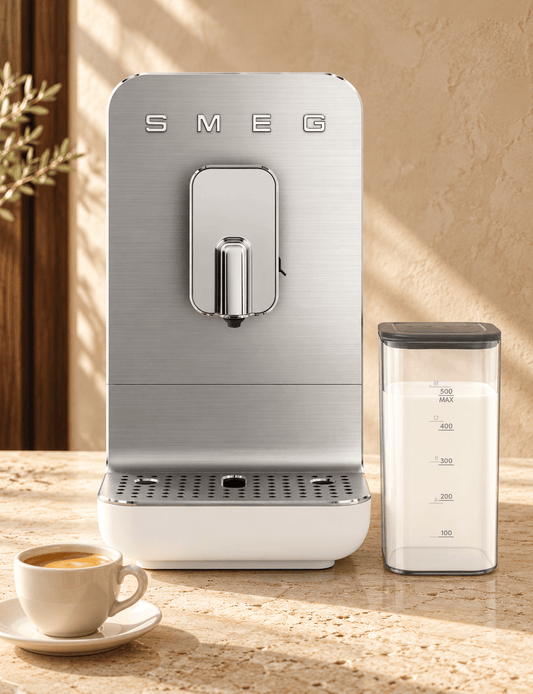 Smeg Bean to Cup Coffee Machine with Integrated Milk System, 15 Bar Pressure, Italian Design, Matte White-BCC13WHMUK