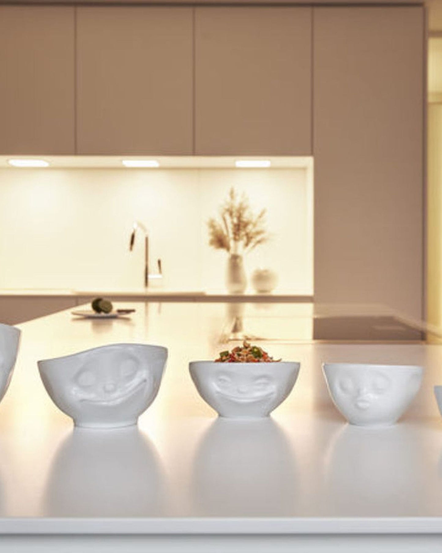58 Products Bowl 350 ml - grinning white