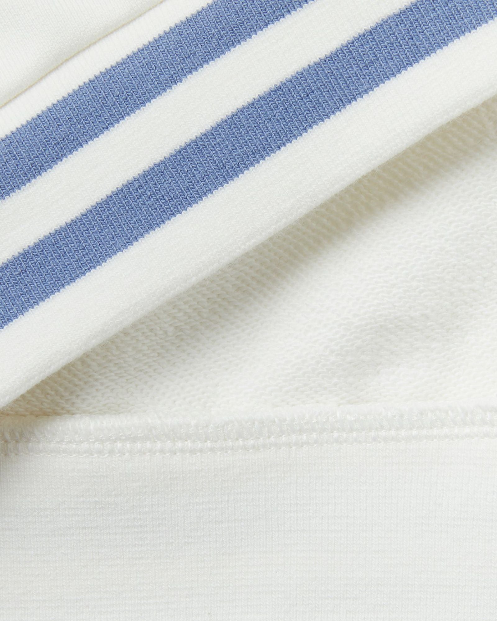 Sweatshirt with logo embroidery