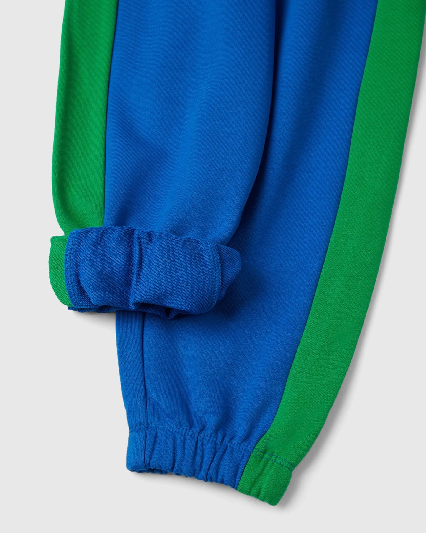 Balloon fit joggers with side bands