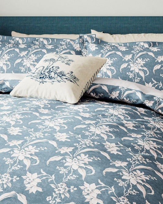 V & A "Daffodil" Duvet Cover Set in Blue