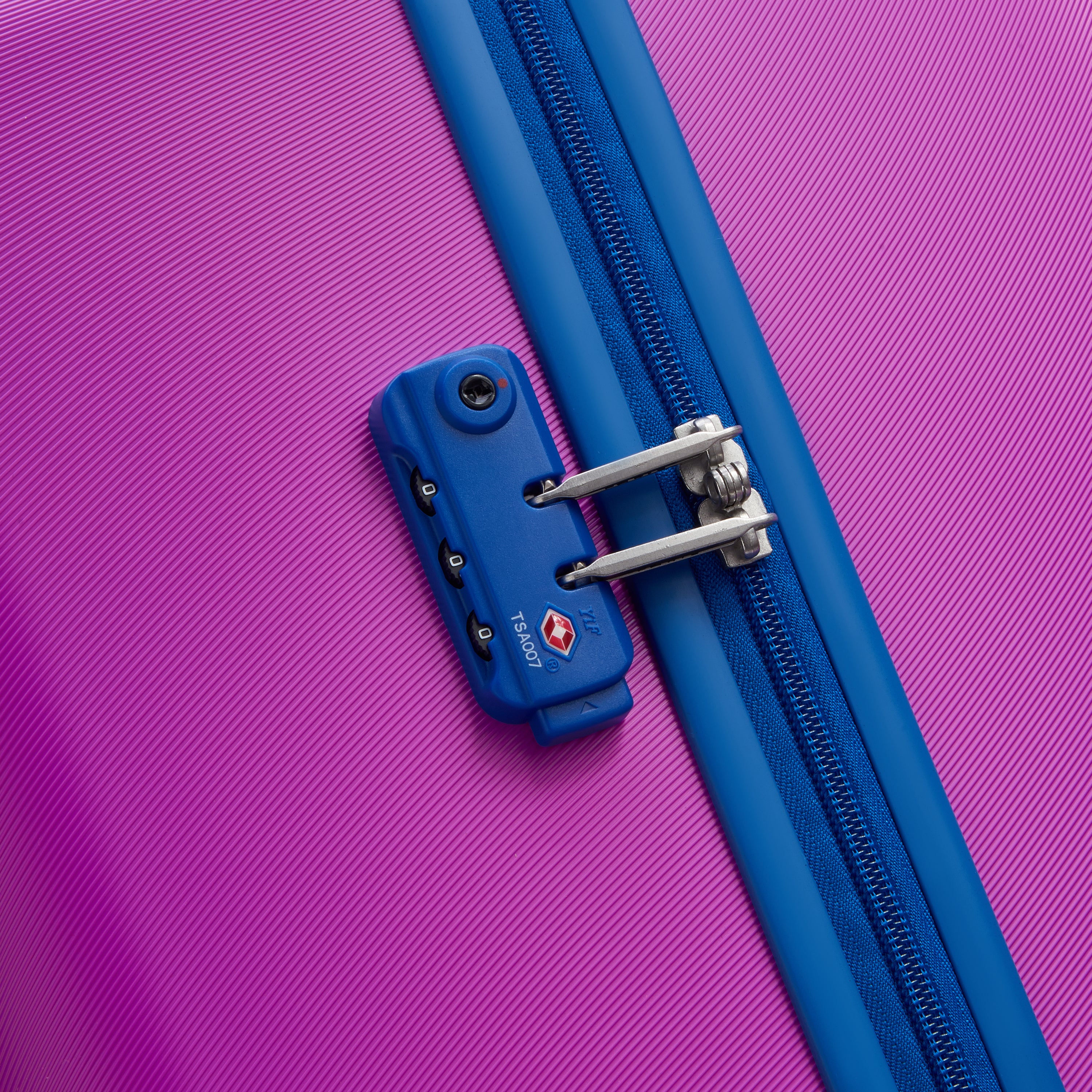 UCOB Fabrica 4 Double Wheel Hardcase Non-Expandable Luggage Trolley