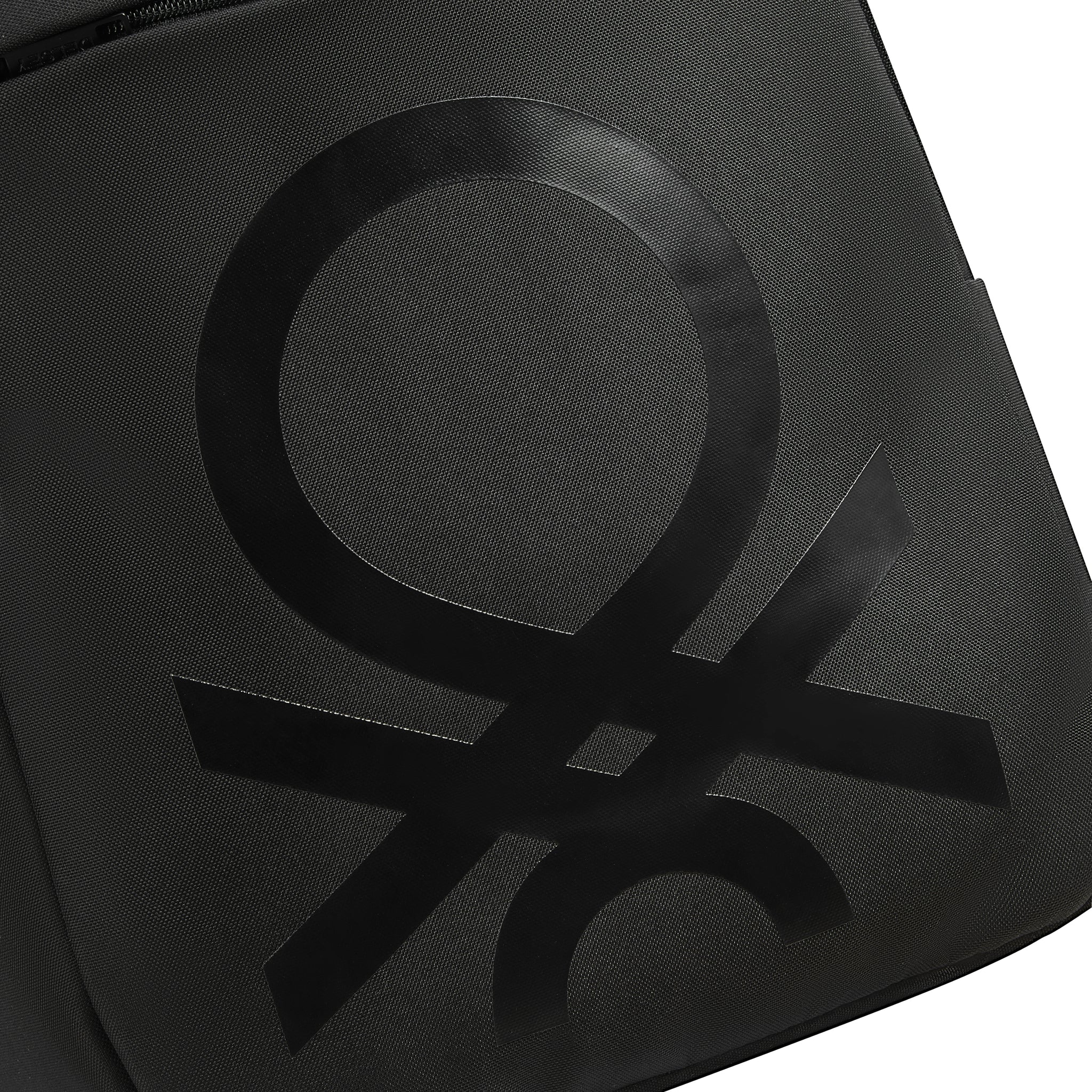 UCB Fabrica Round 15.6'' Laptop Backpack