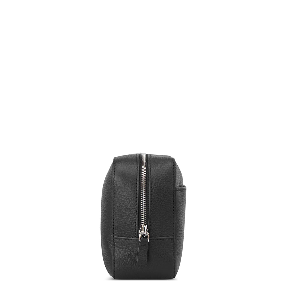 Delsey Paris Lecuir Graine Toiletry Bag