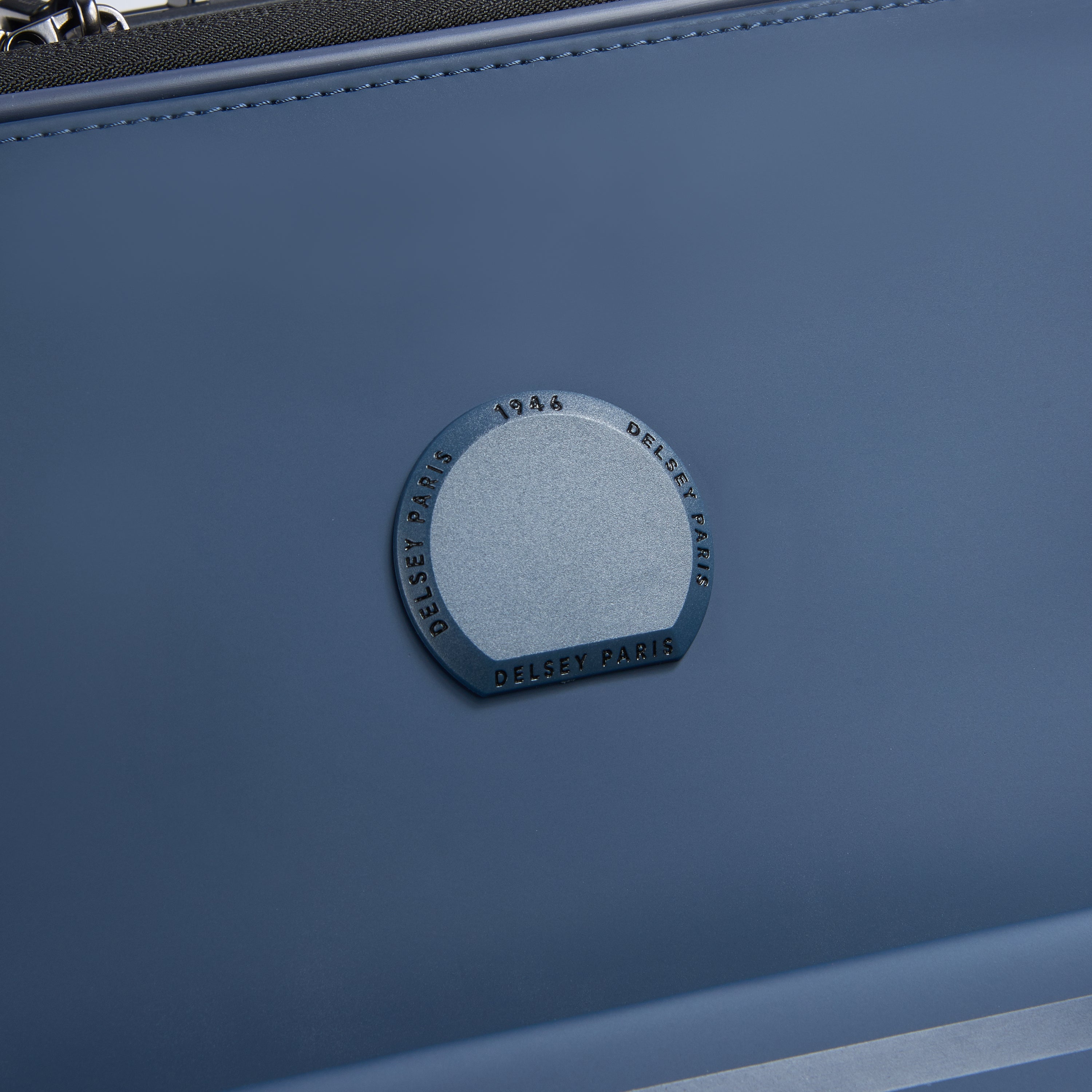 Delsey Paris Turenne 2.0 Softcase Expandable 4 Double Wheel Luggage Trolley