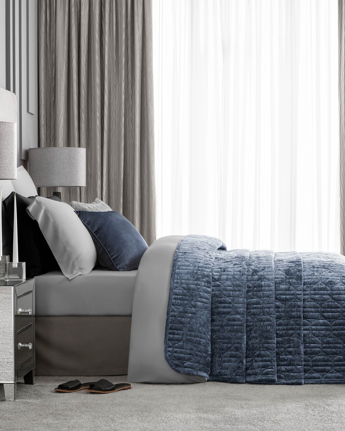 Togas Arnas Bedcover in Brown