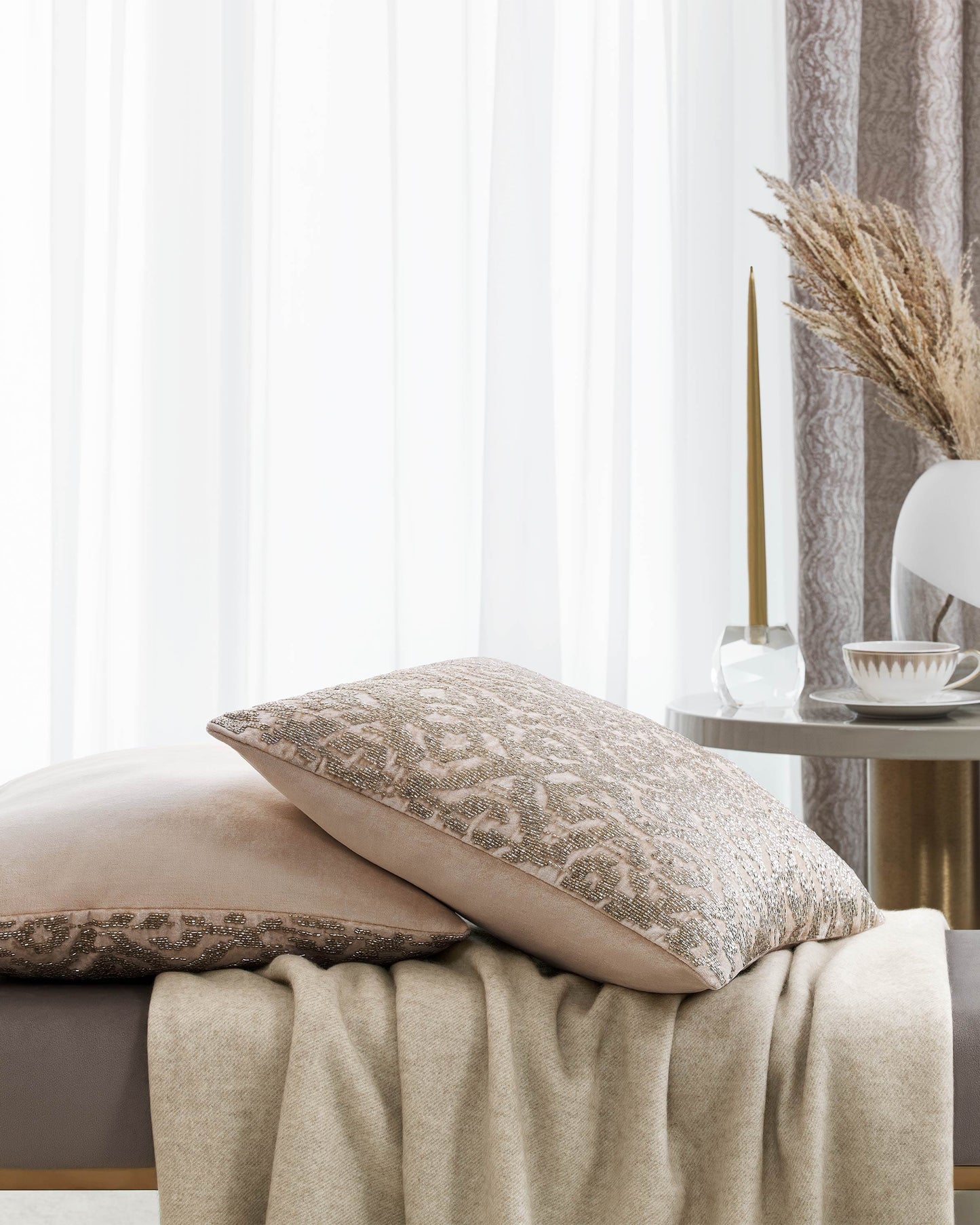 Togas Astier Decorative pillow in ecru