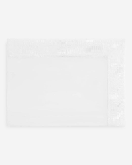 Togas Arrica Tablecloth in White