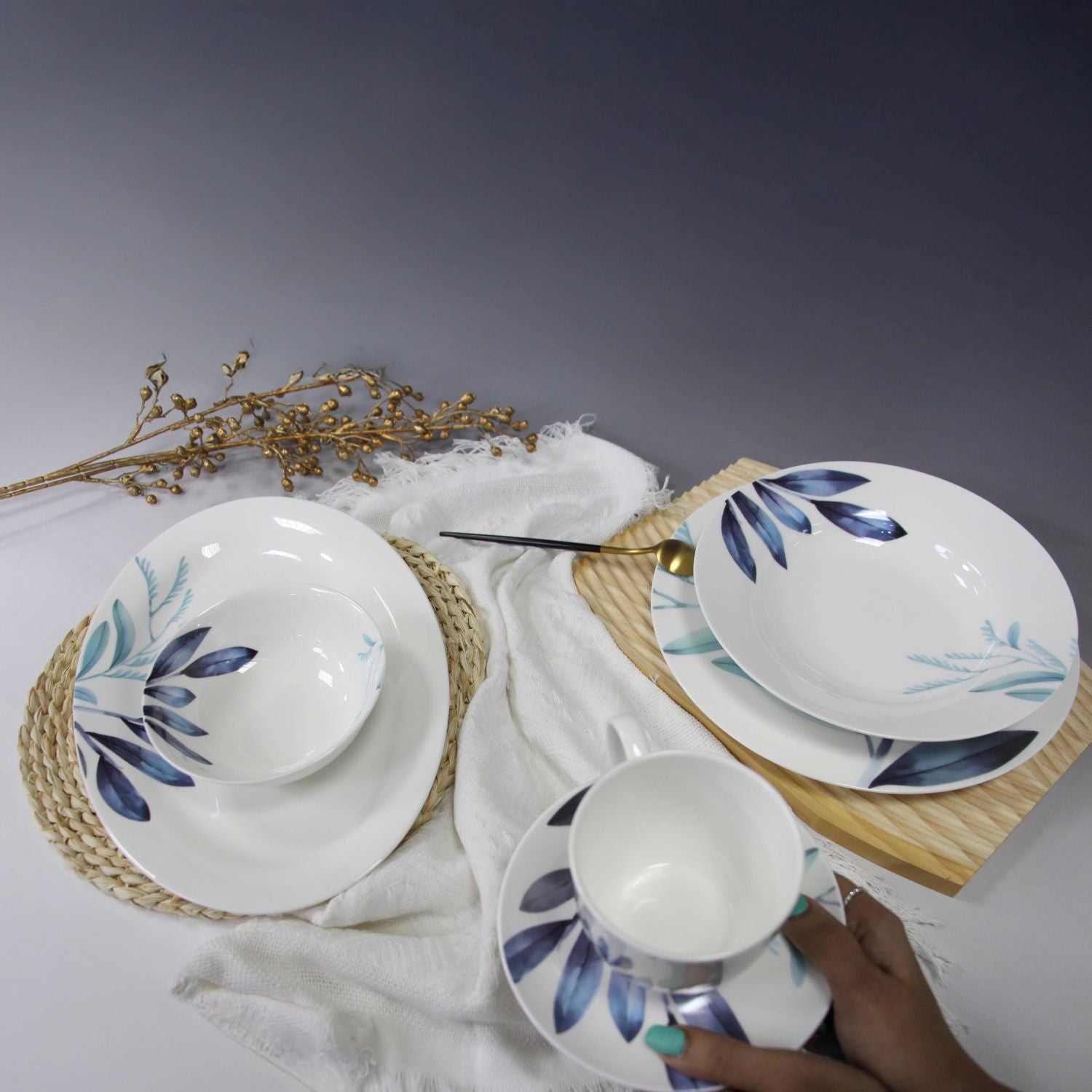 Reyrysh Serene - 59pcs Round Shape Dinner Set