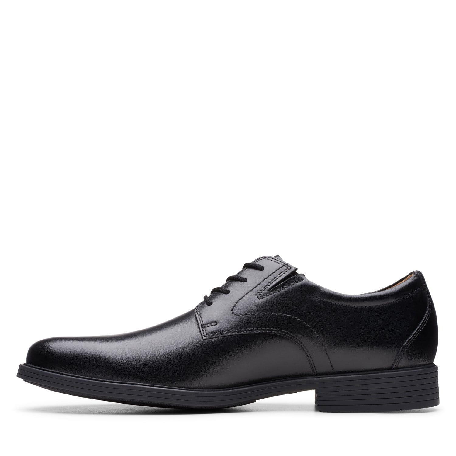 Clarks Whiddon Plain Shoes (Standard Fit)