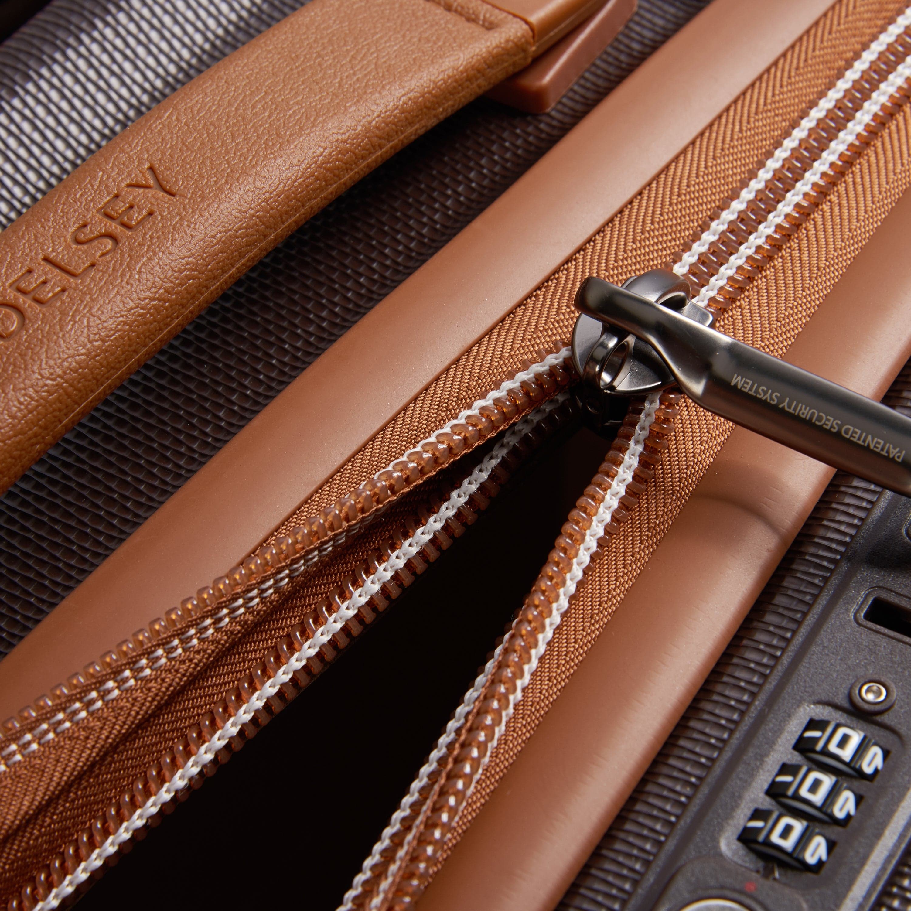 Delsey Paris Chatelet Air 2.0