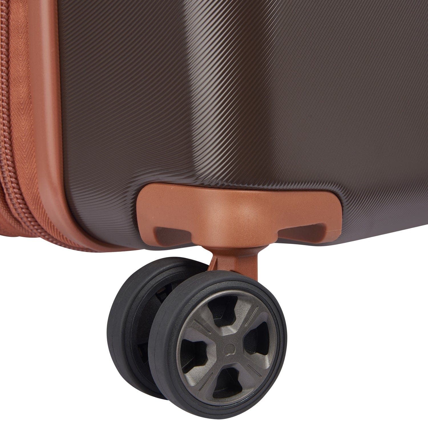 Delsey Paris Promenade Hard 2.0