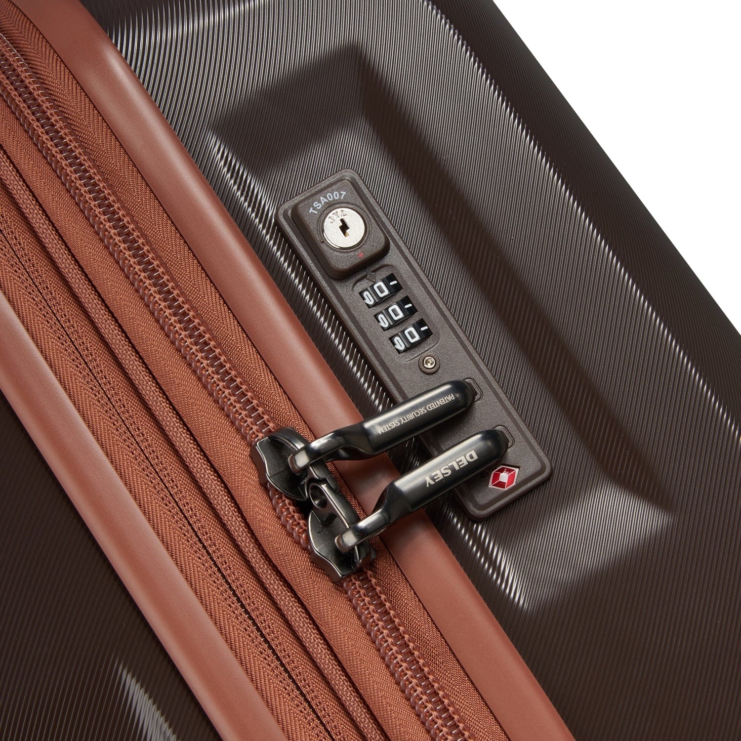 Delsey Paris Promenade Hard 2.0