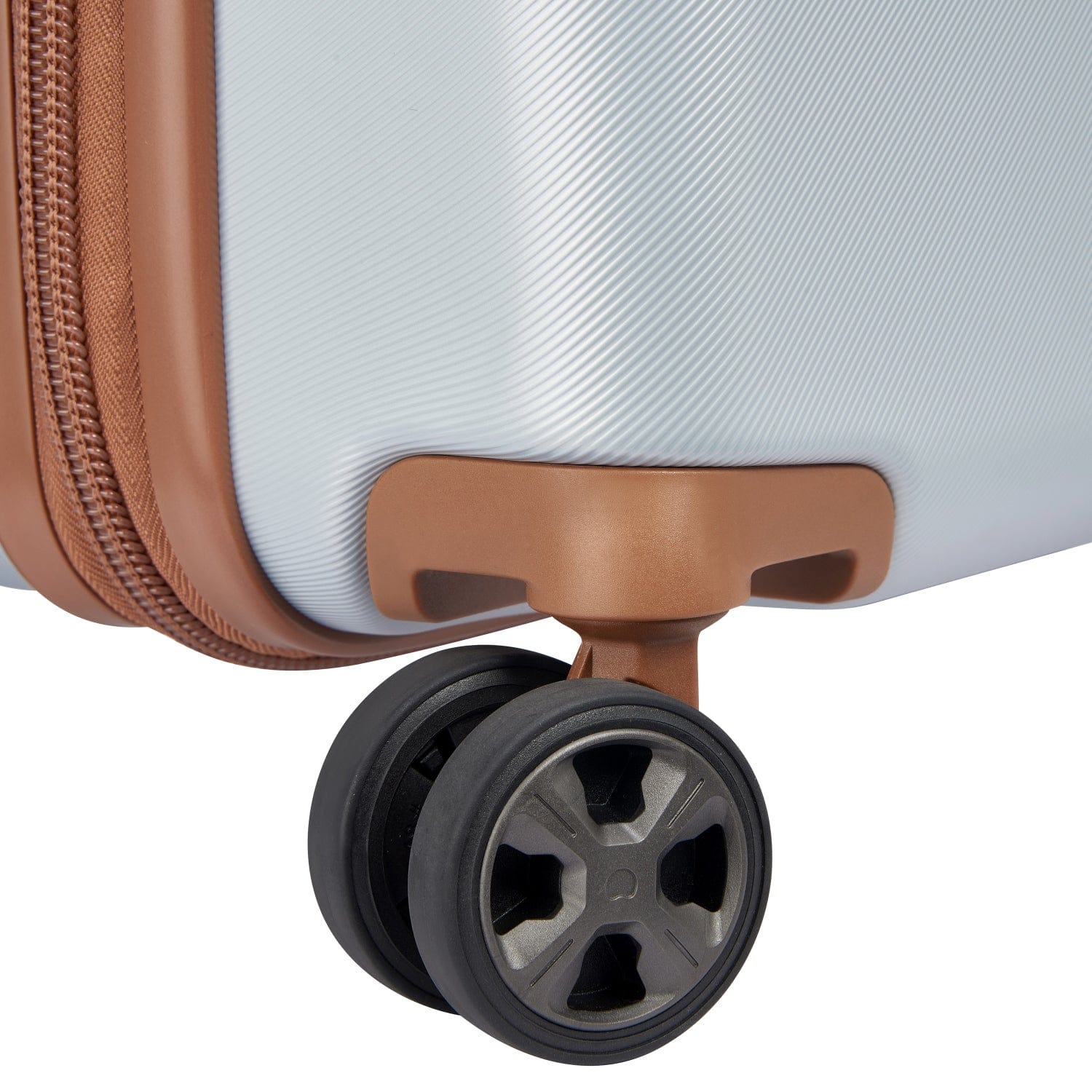 Delsey Paris Promenade Hard 2.0