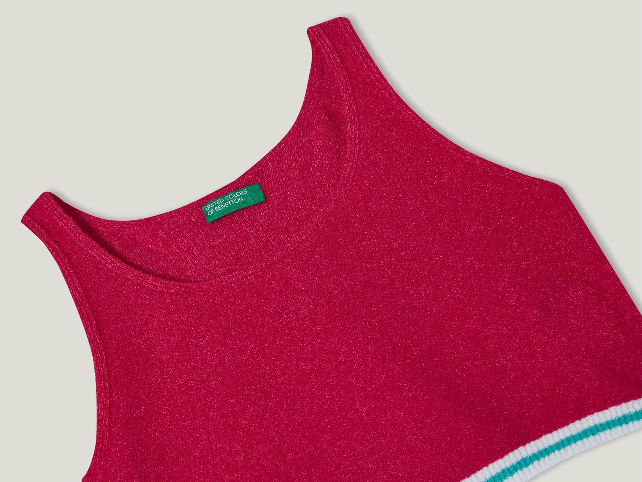 Short top in boucle yarn