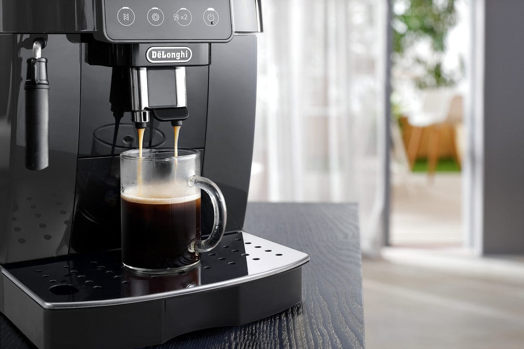 De'Longhi Magnifica start fully Automatic coffee machine,the freshest coffee ,Sift touch control panel,Traditional Milk frother ,One touch recipesBlack-ECAM220.22.GB (UAE ESMA Certified)