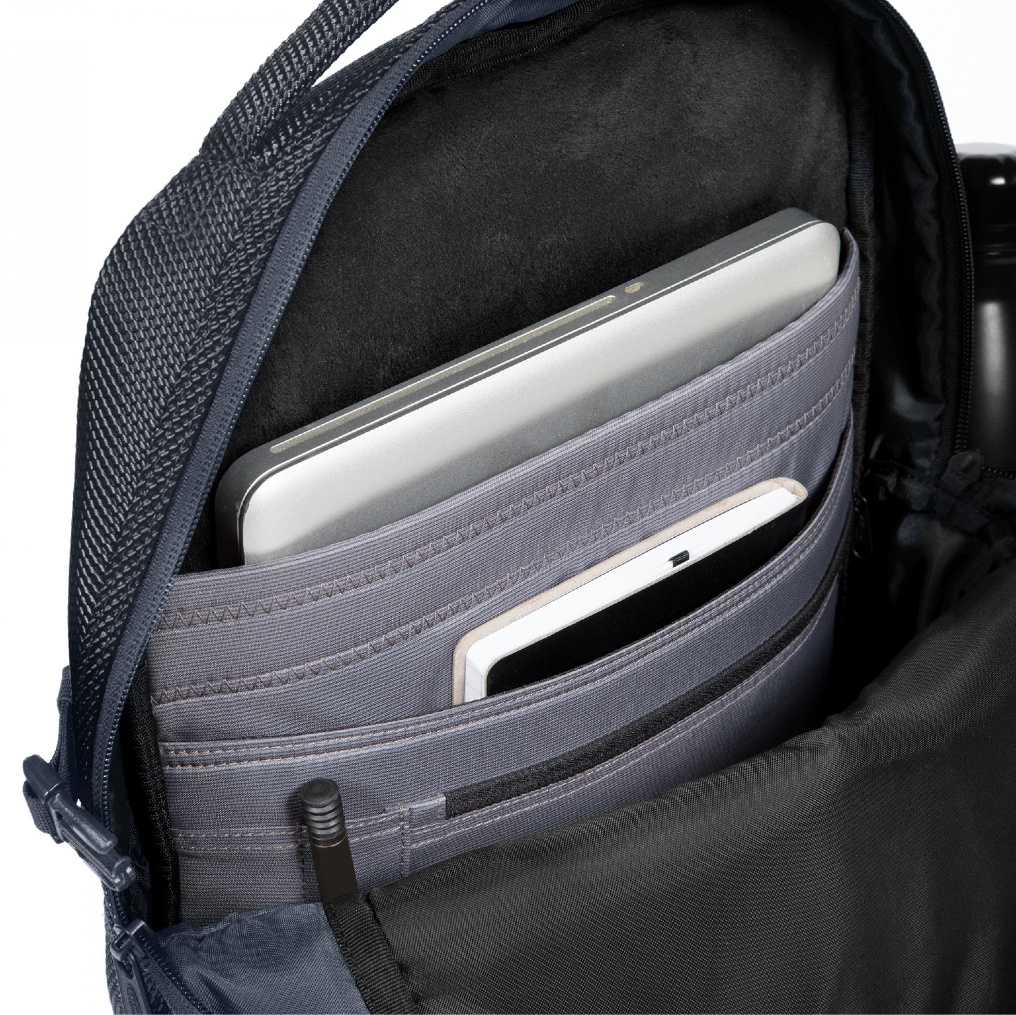 Eastpak Tecum M Cnnct Marine Medium Backpack