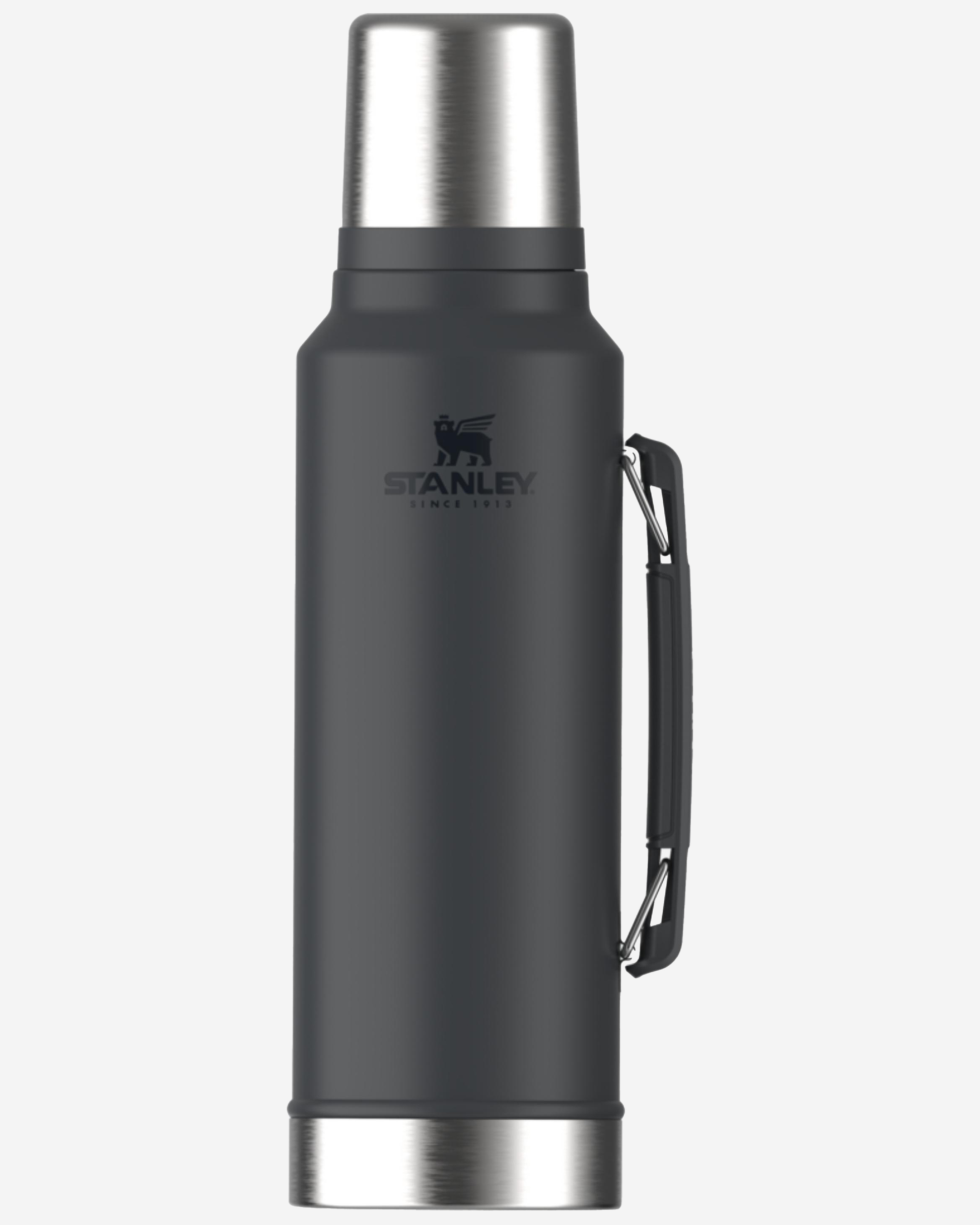 Stanley CLA Legendary Bottle 1.4L / 1.5QT Black 2.0