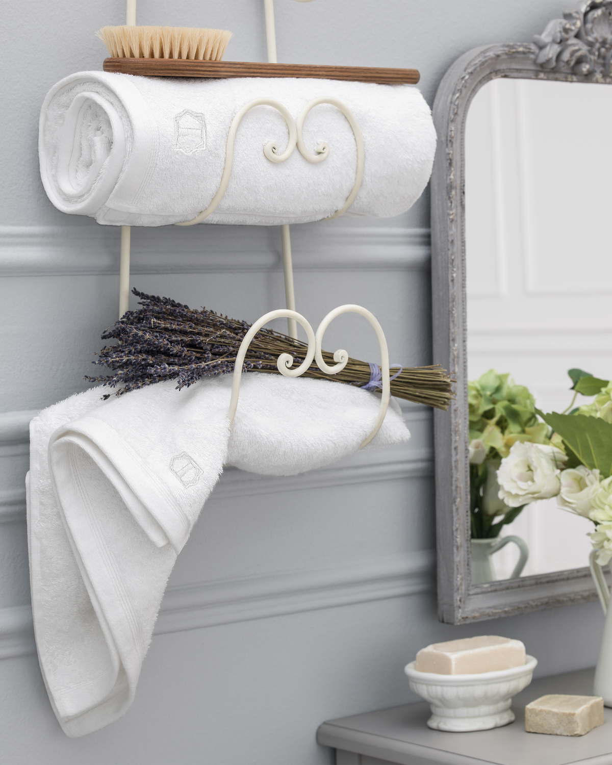 Togas Poitiers Bath Sheet in White