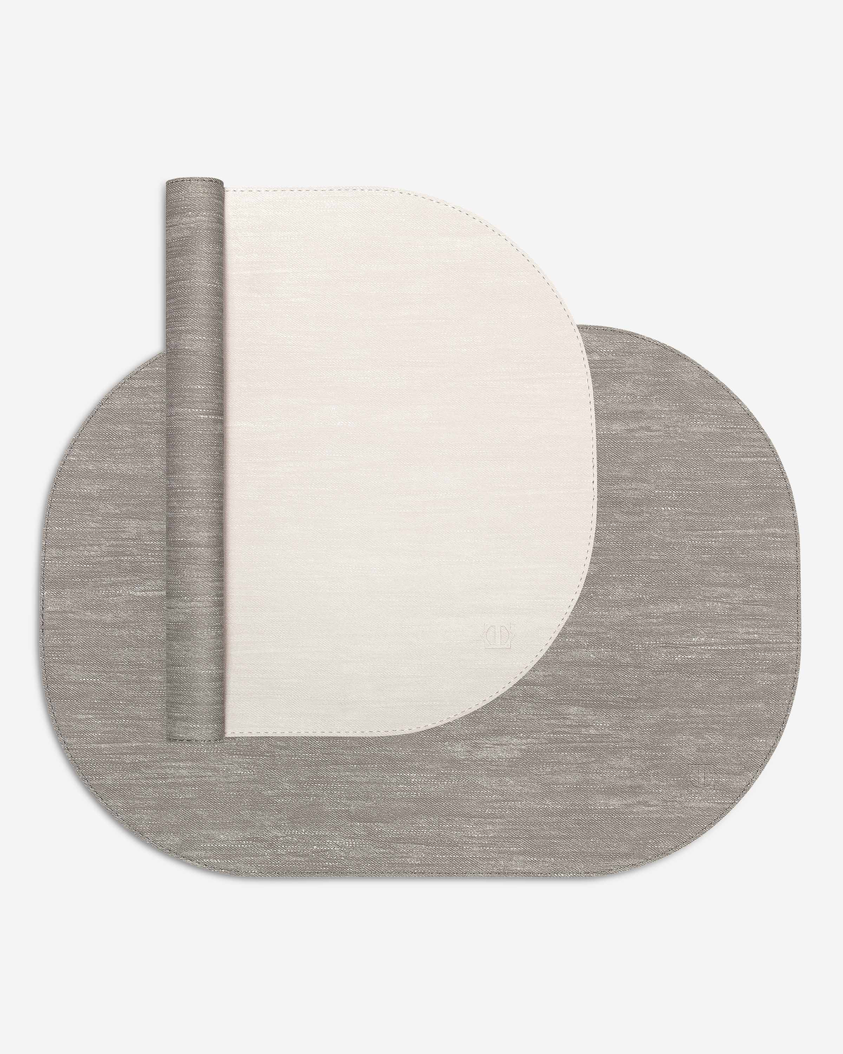 Togas Joseph Placemat Oval in Ecru Grey