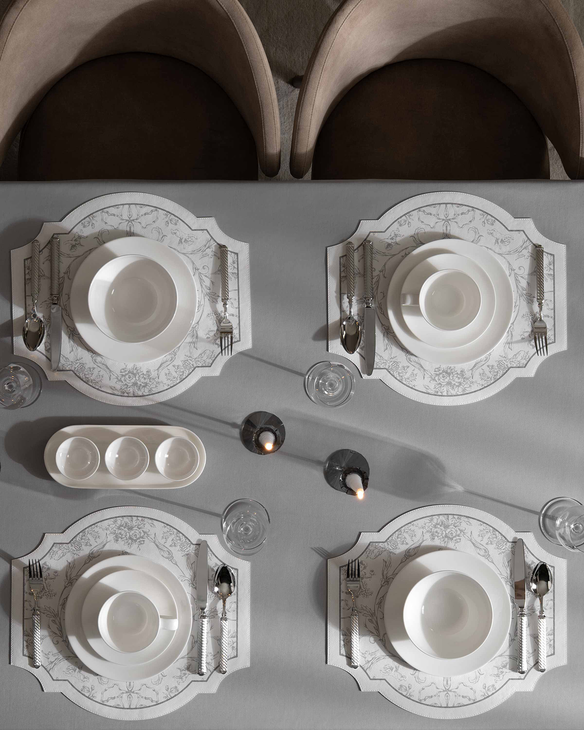 Togas Martinelli Placemat Oval in Grey