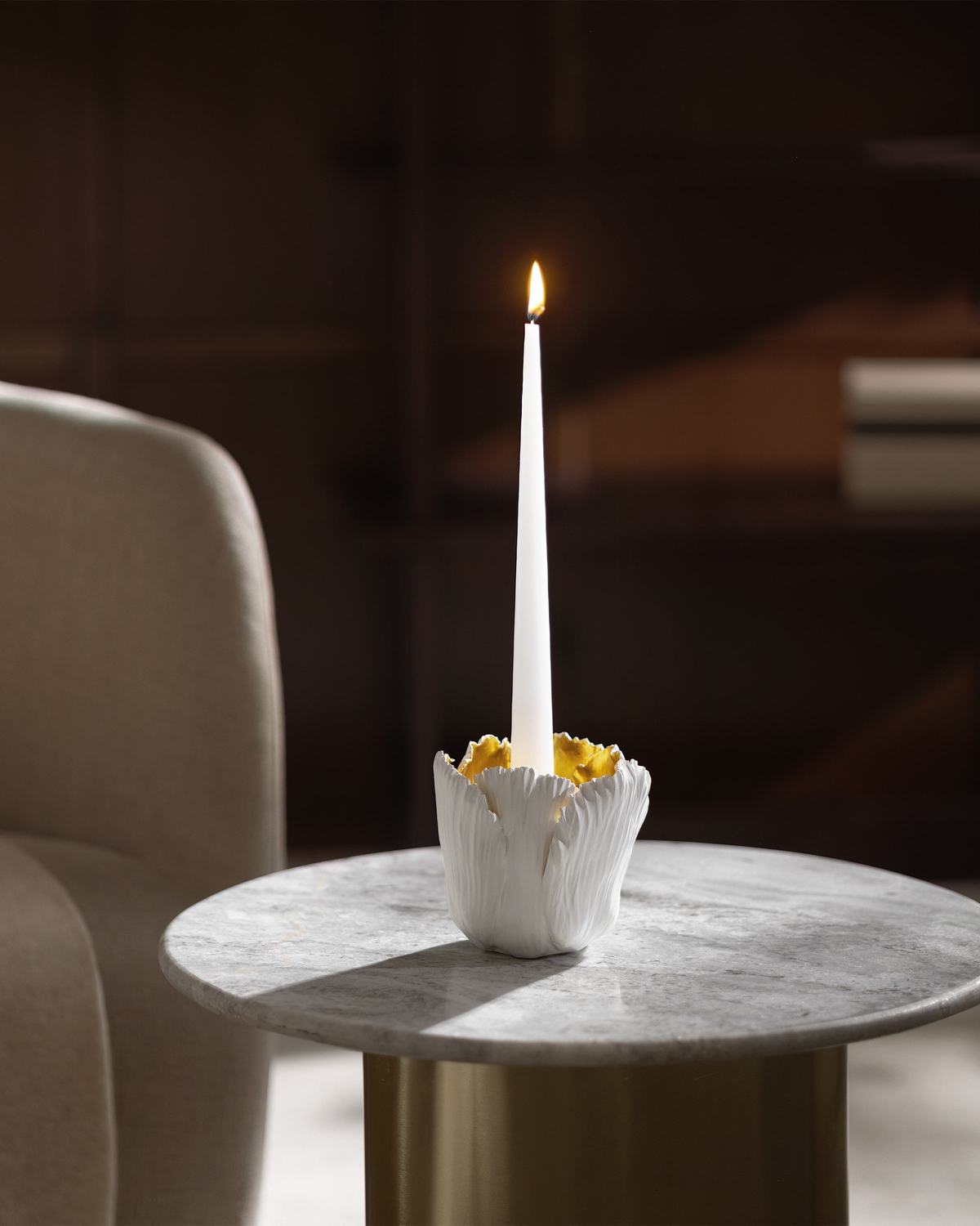 Togas Elies Ceramic candle holder in White Gold