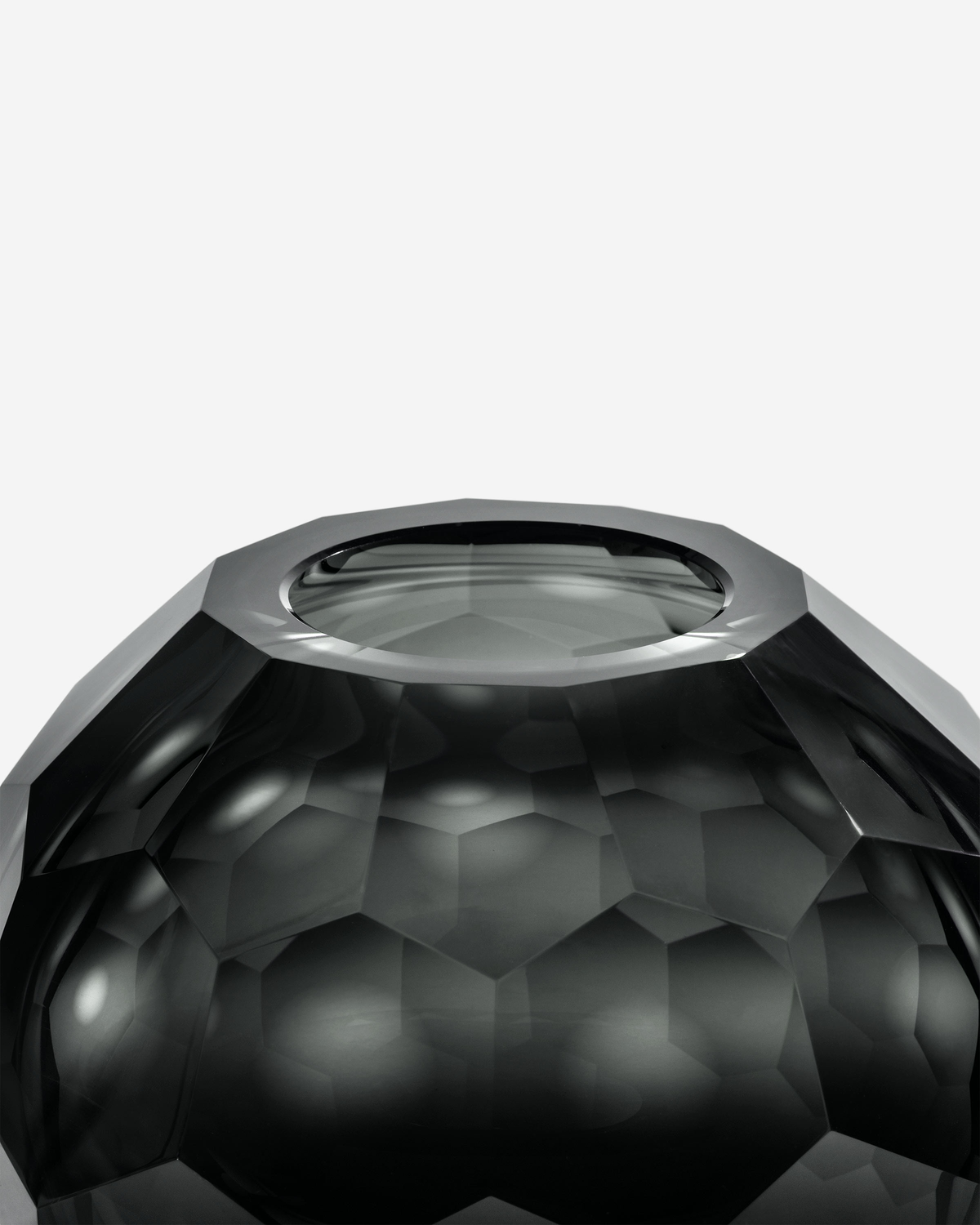 Togas Cusion Vase in Grey