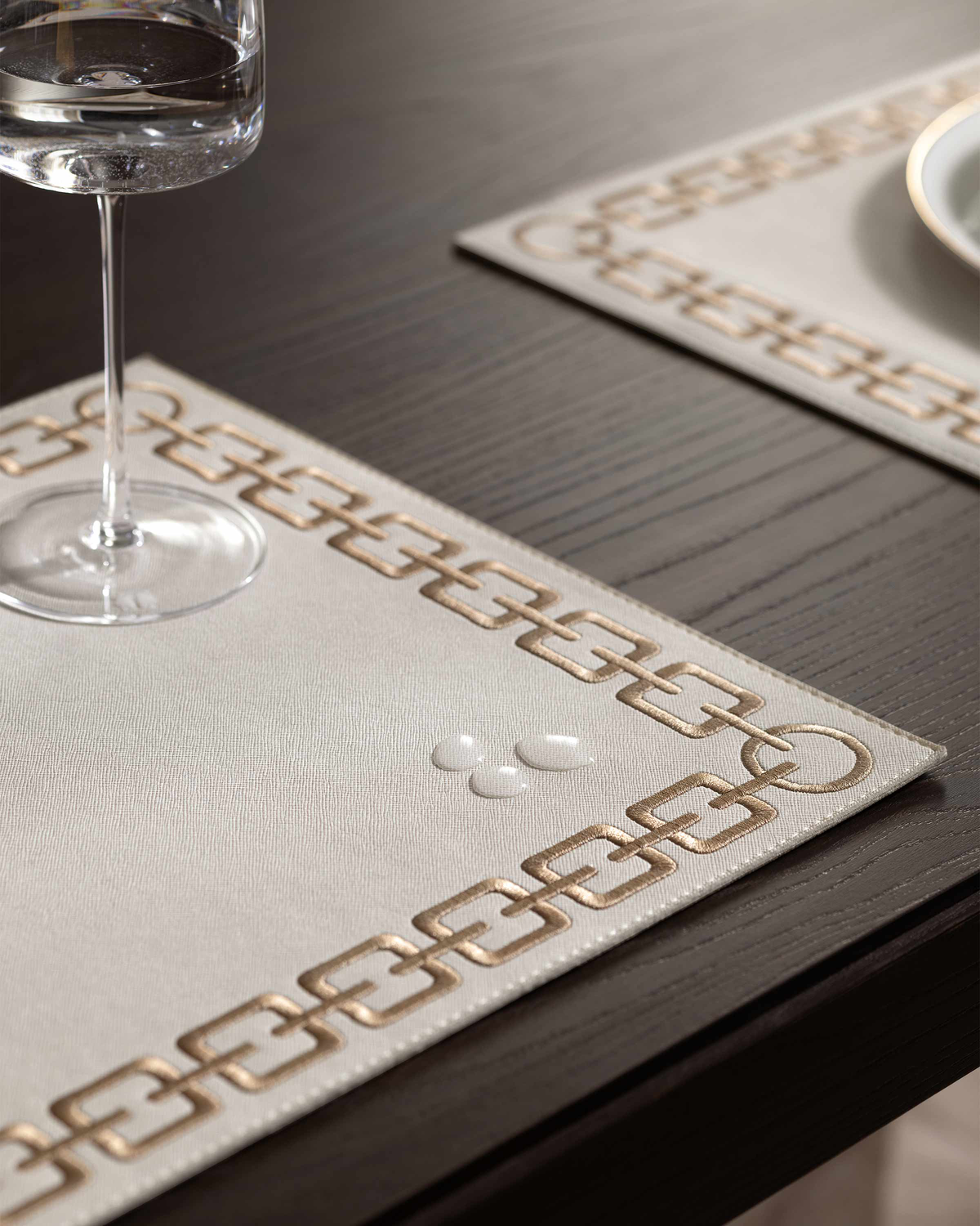 Togas Ferrin Placemat Rectangular in Ecru