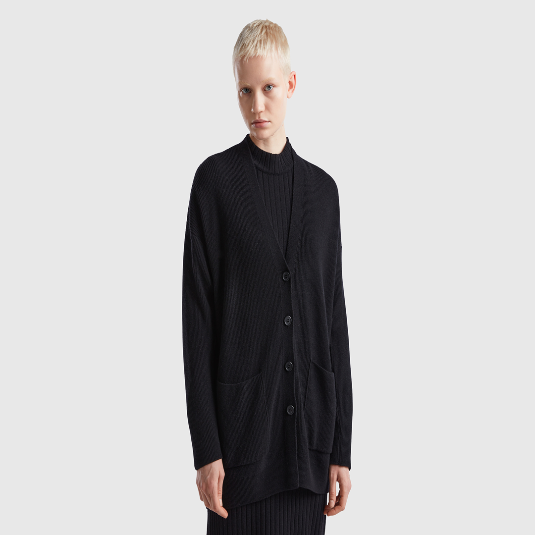 Oversized fit cardigan in wool blend