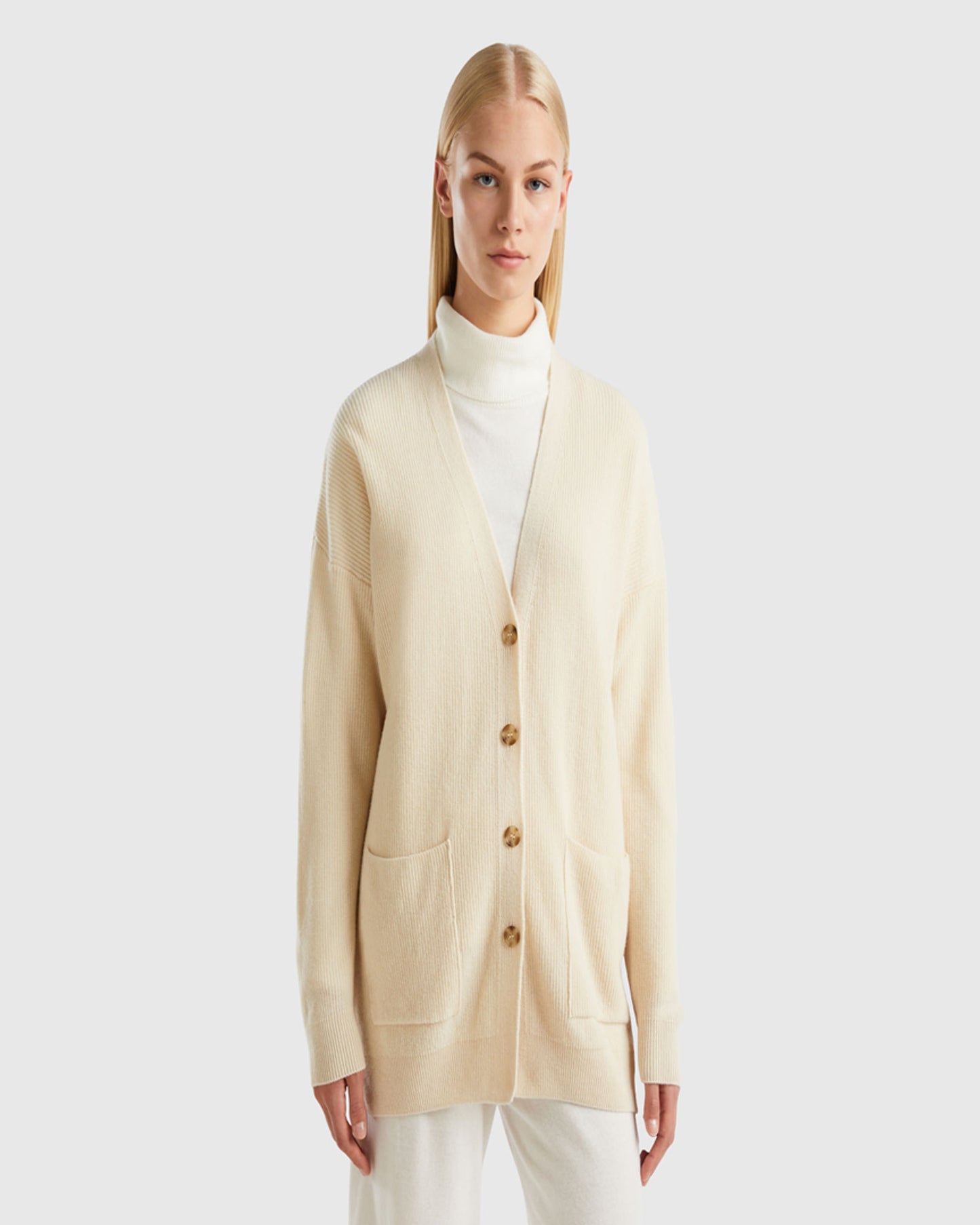 Oversized fit cardigan in wool blend