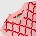 Reversible vest with wavy motif