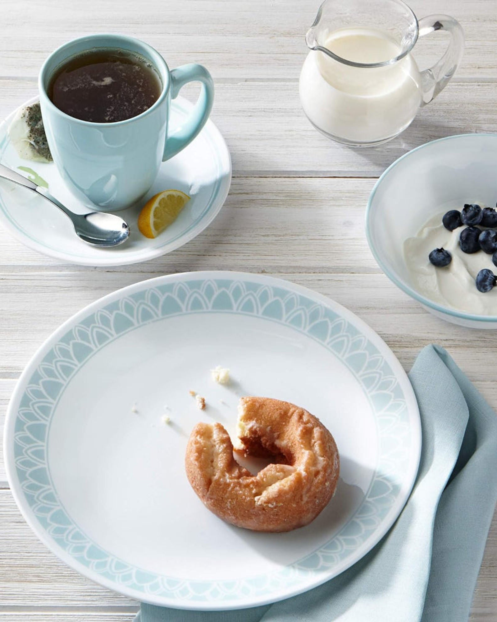 Corelle Dinnerware Set 16Pc Delano