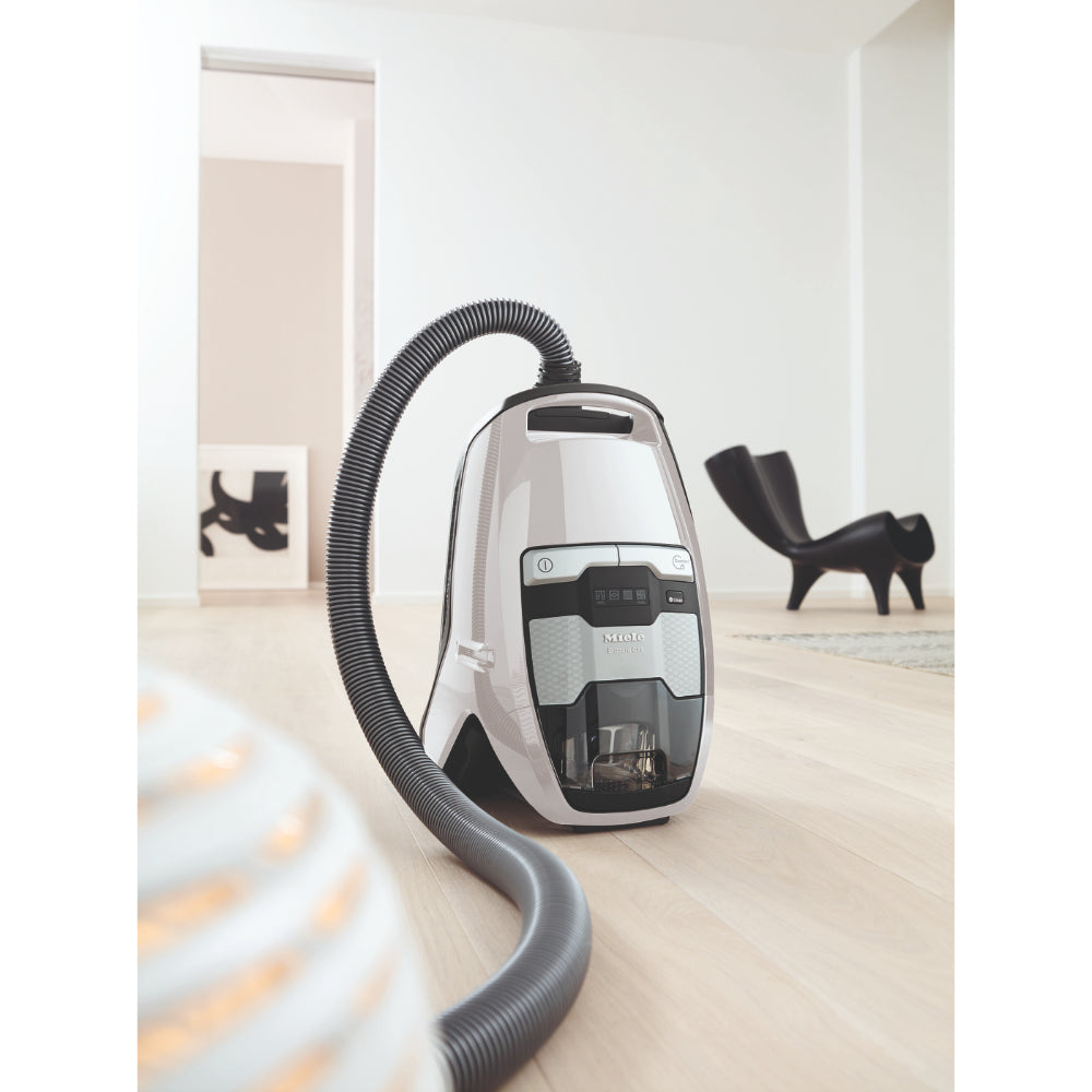 Miele Blizzard CX1 Comfort XL Vacuum Cleaner