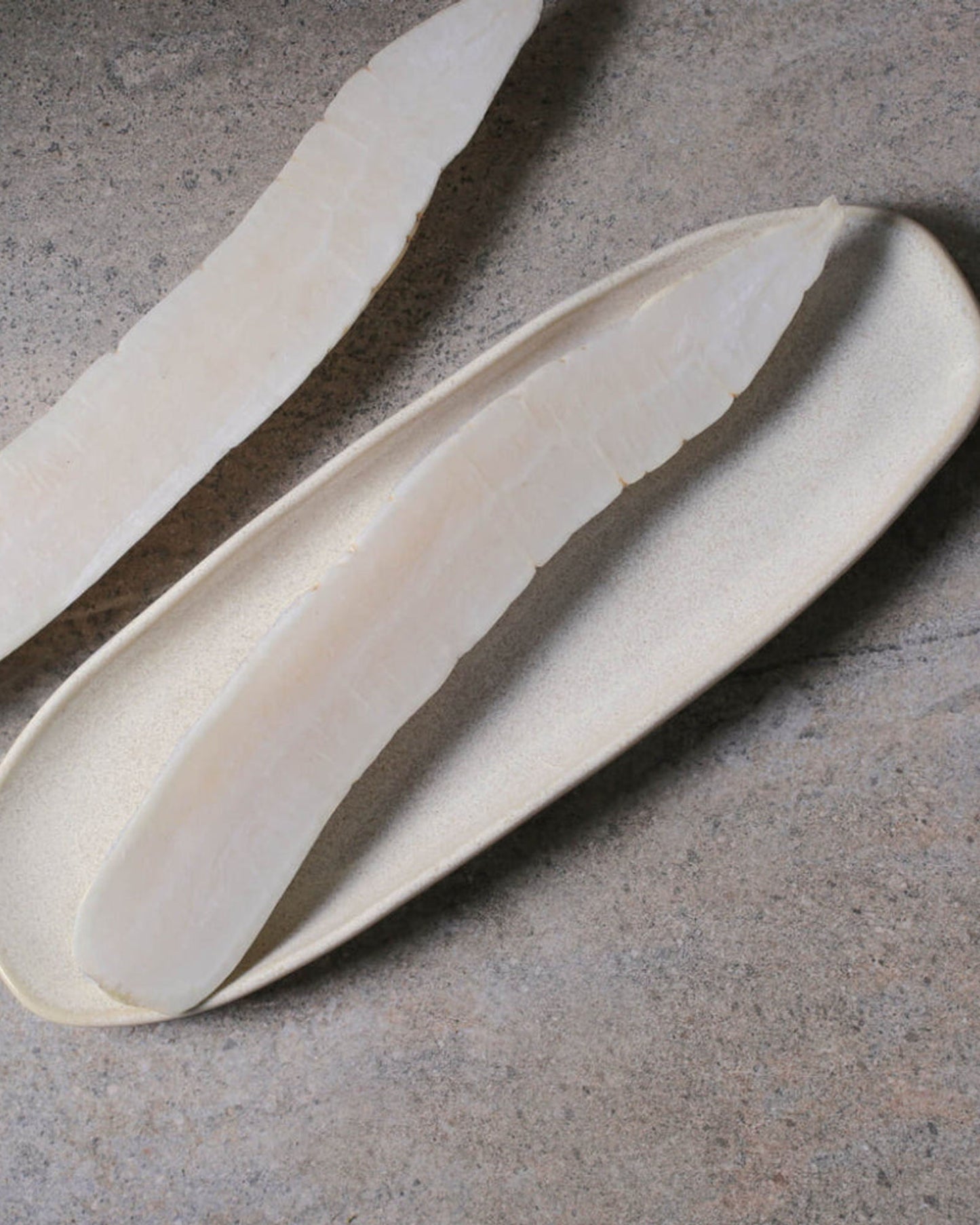 Organic Shallow Oval Platter Stoneware 36X13Cm Latte Made In Brazil