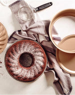 Tramontina Brazil  Brasil 26cm Graphite Aluminum Cake Pan with Removable Bottom and Starflon Max PFOA Free Nonstick Coating