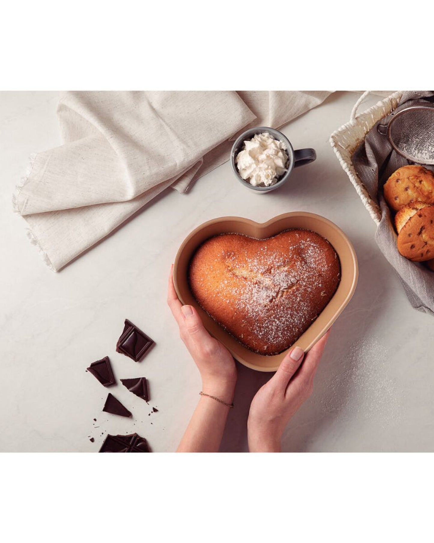 Tramontina Brasil Heart Shaped Cake Mold 1.1L