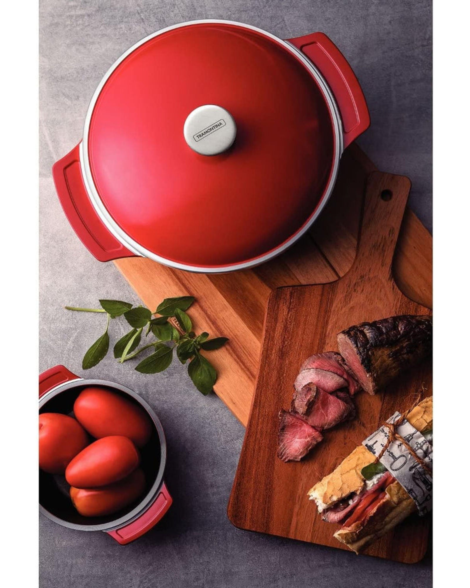Tramontina Brazil  Lyon 26cm 4.6L Red Forged Aluminum Casserole with Interior Starflon High Performance PFOA Free Nonstick Coating