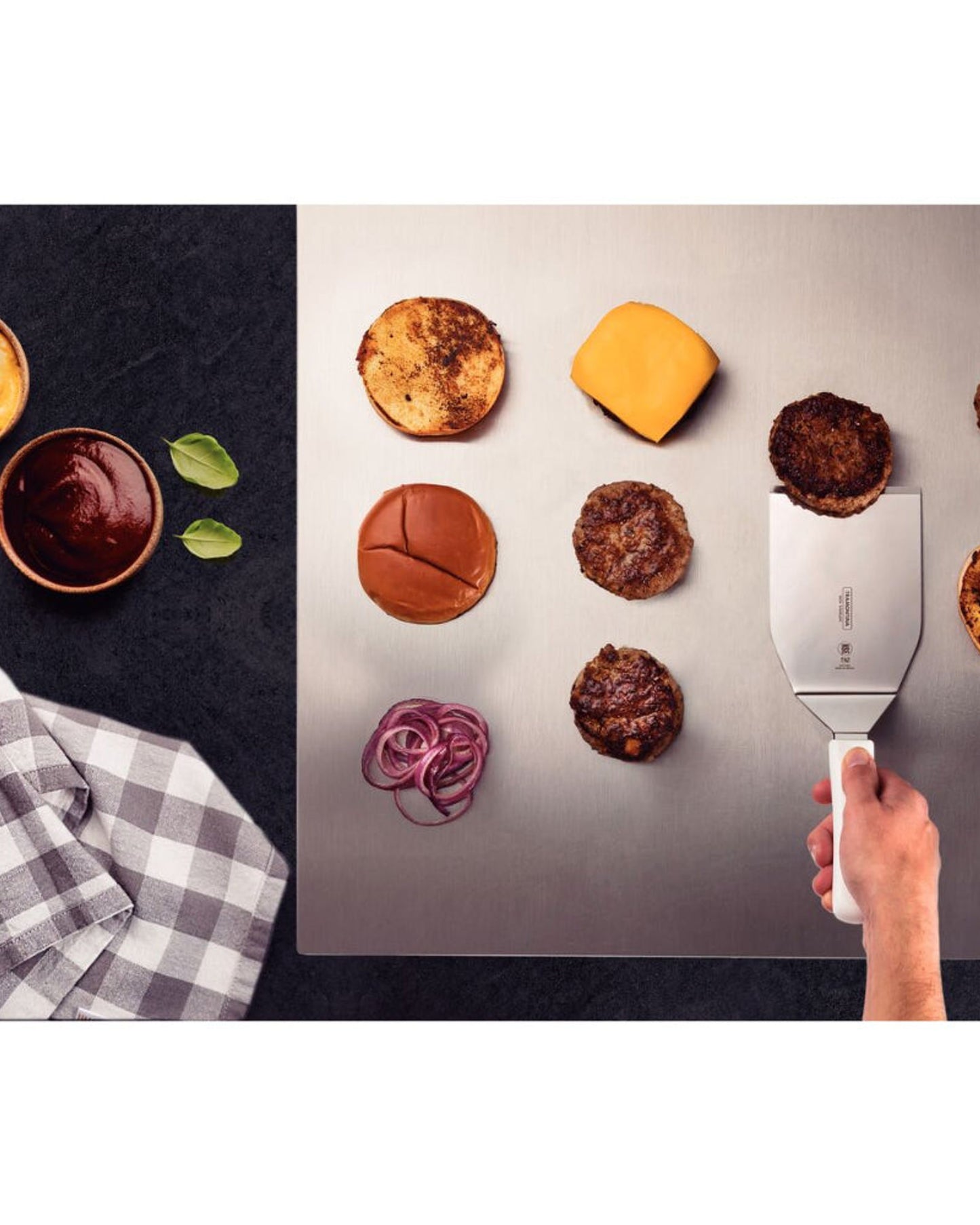 Tramontina Professional Hamburger Spatula with Stainless-Steel Blade and White Polypropylene Handle 7x4.1/4"