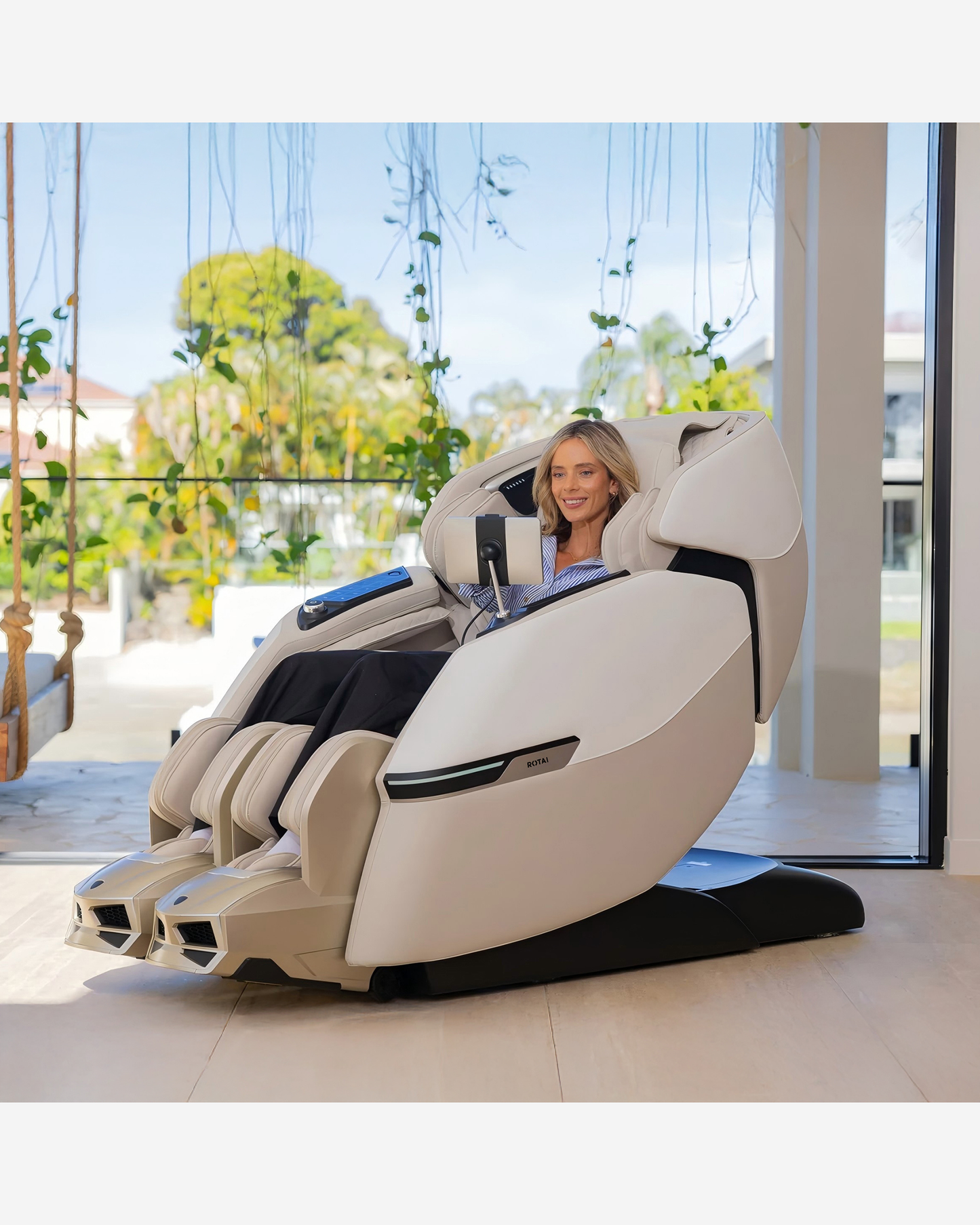 Rotai Advanced AI Massage Chair Beige
