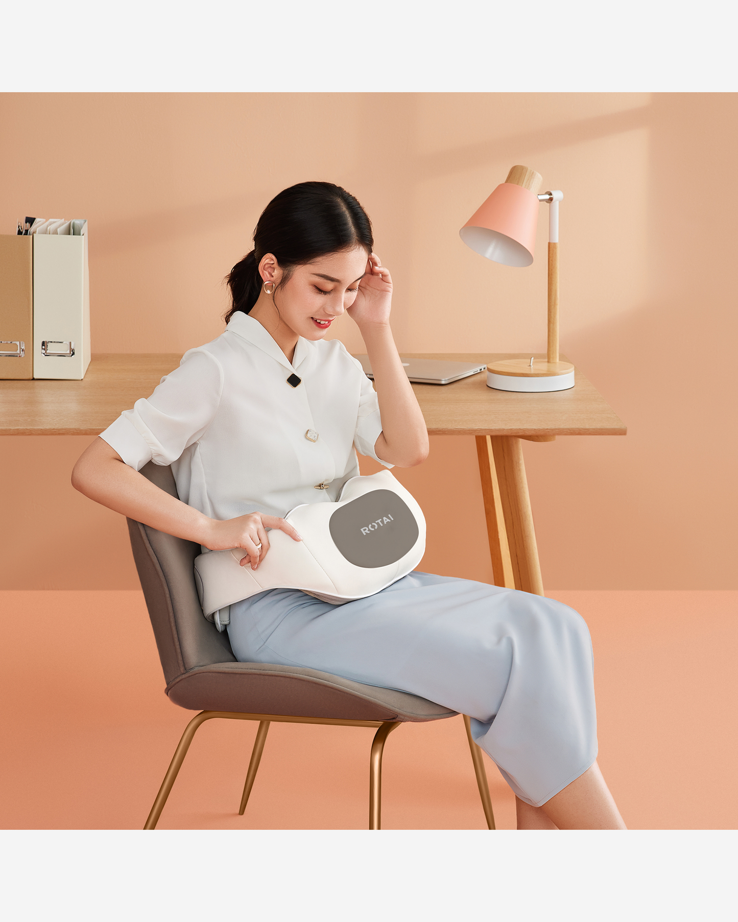 Rotai RT-55 Shoulder Massager