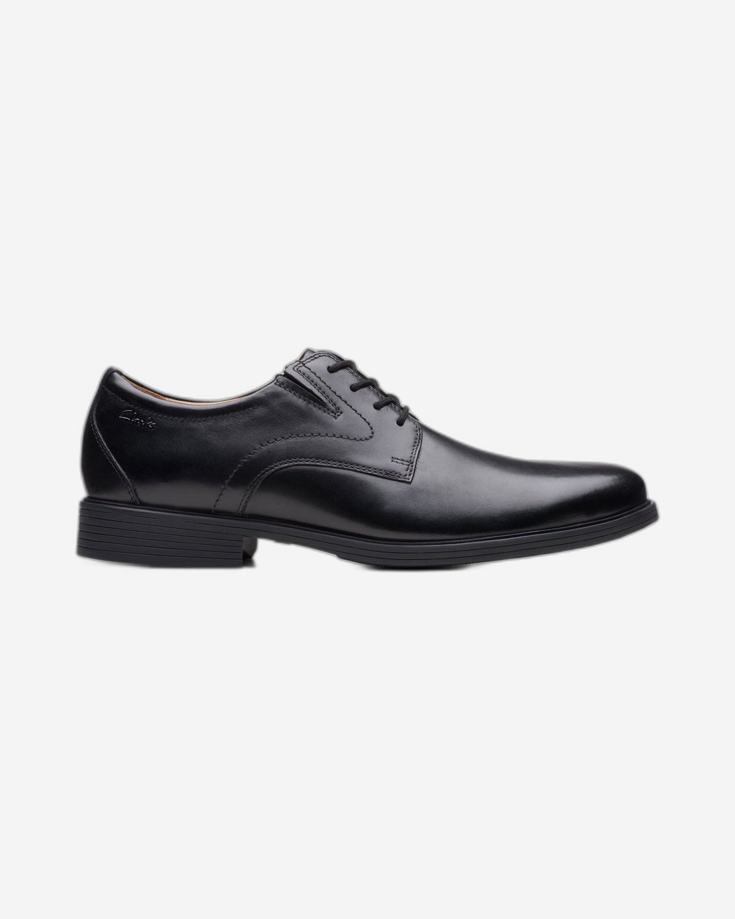 Clarks Whiddon Plain Shoes (Standard Fit)